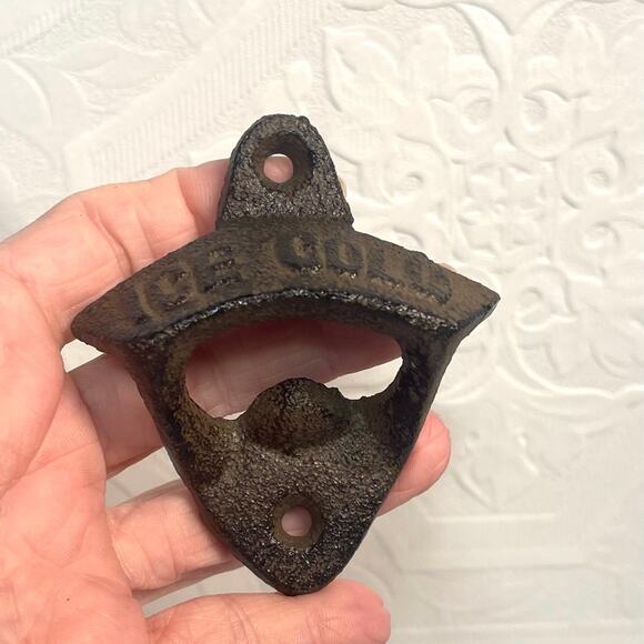 Vintage Style Cast Iron Wall Mounted Bottle Opener Ice Cold - Picture 1 of 5